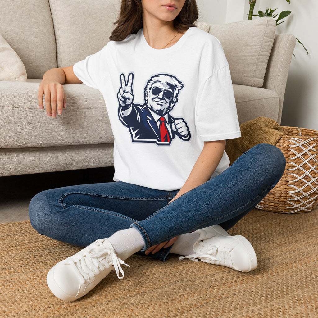 Vintage President Trump Peace Sign T-Shirt — Patriotic Trump Graphic Tee