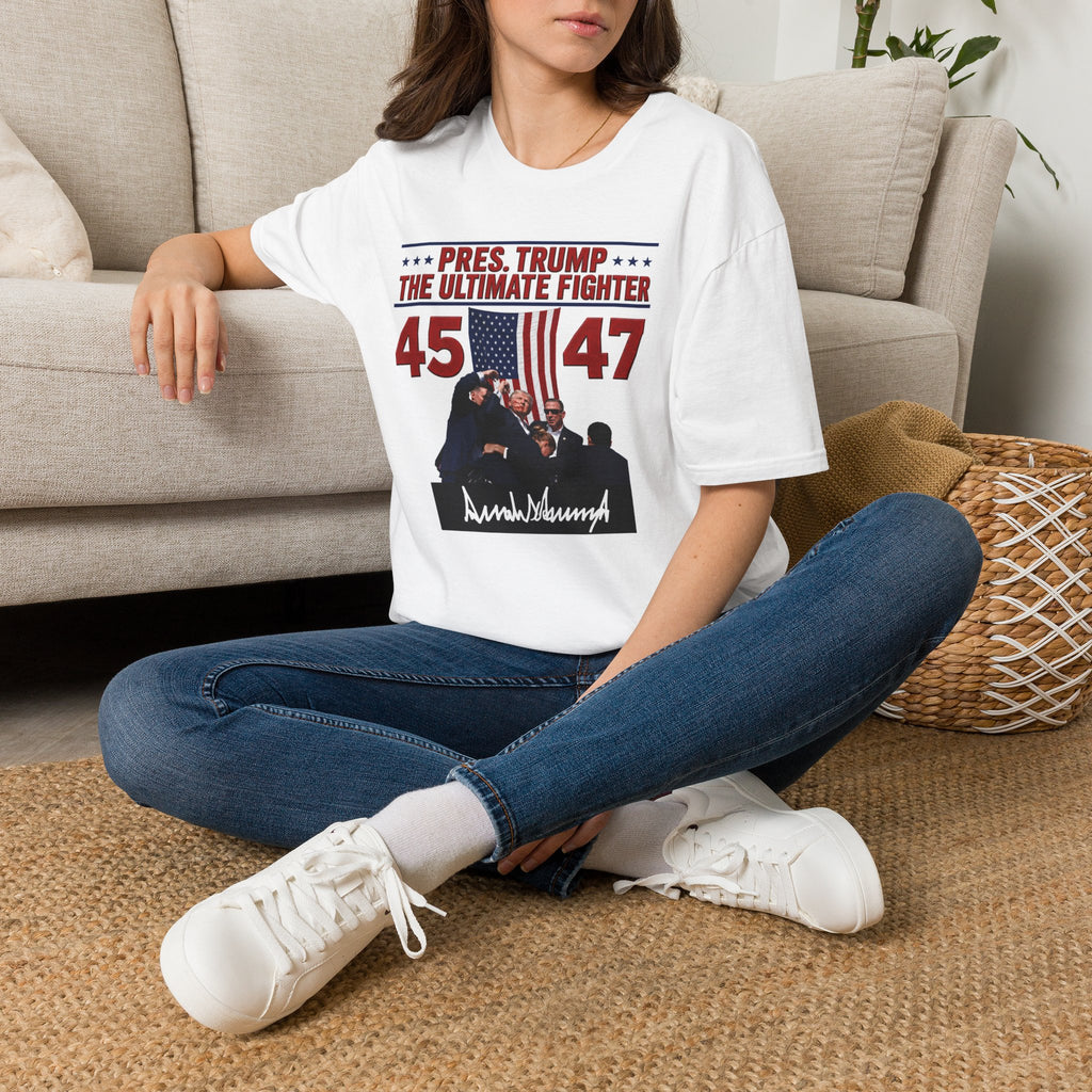 45/47 'The Ultimate Fighter' Political T‑Shirt