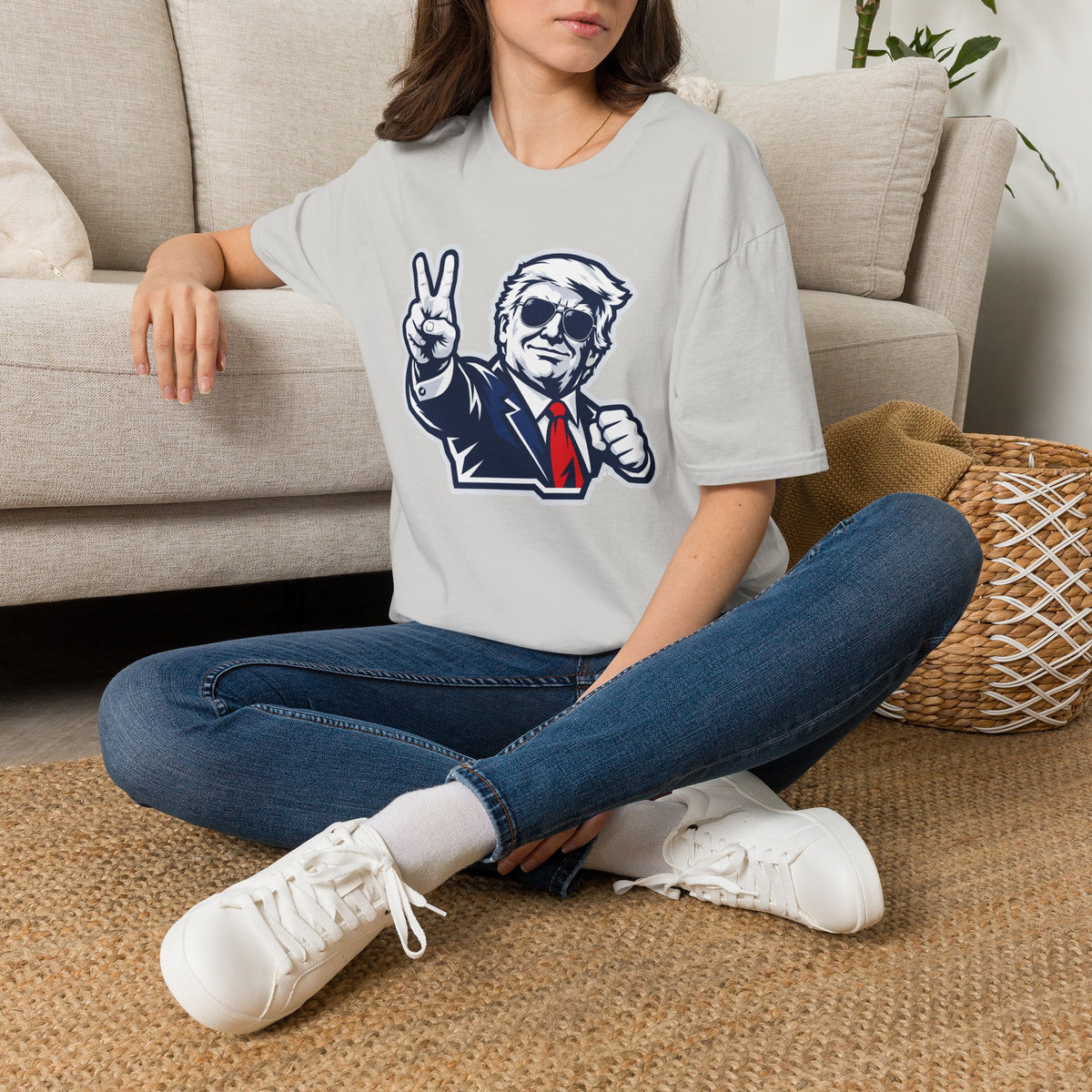 Vintage President Trump Peace Sign T-Shirt — Patriotic Trump Graphic Tee
